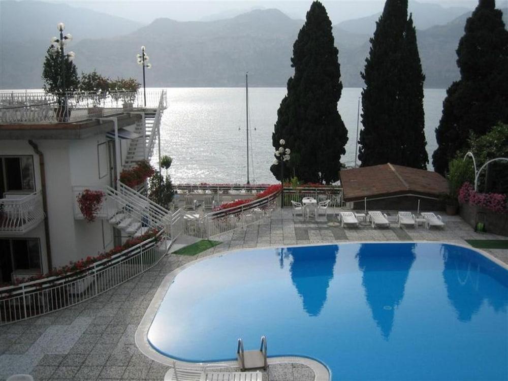 Hotel Excelsior Bay Malcesine Exterior foto