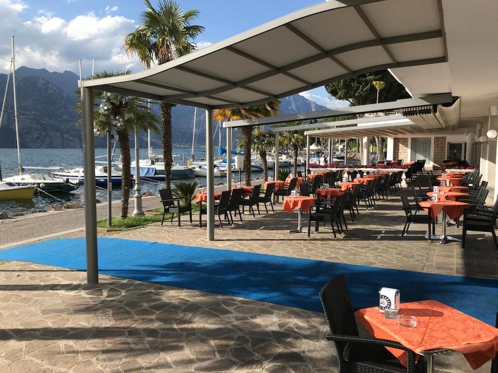Hotel Excelsior Bay Malcesine Exterior foto